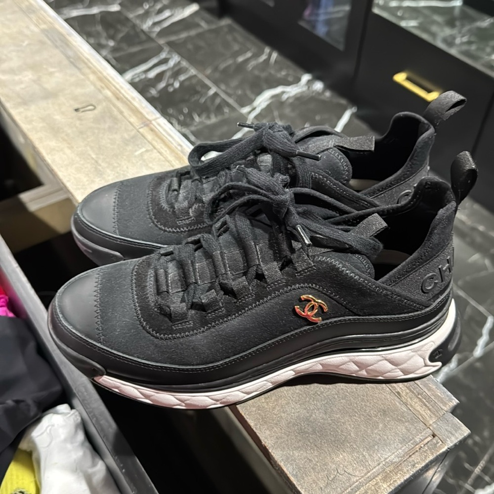 Chanel Sneakers Tennis shoes